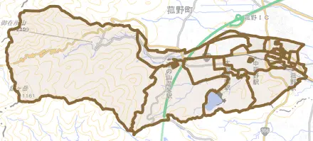 大字菰野とその周辺の地図。町の範囲を重ねている