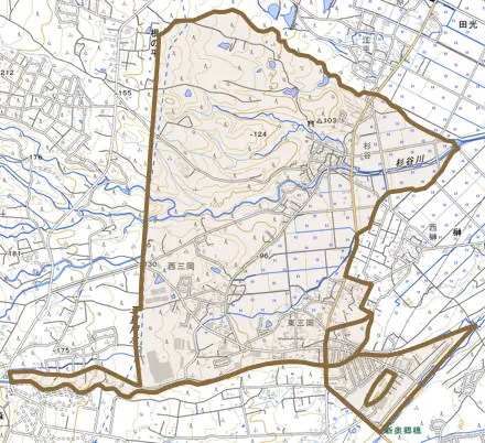 大字杉谷とその周辺の地図。町の範囲を重ねている