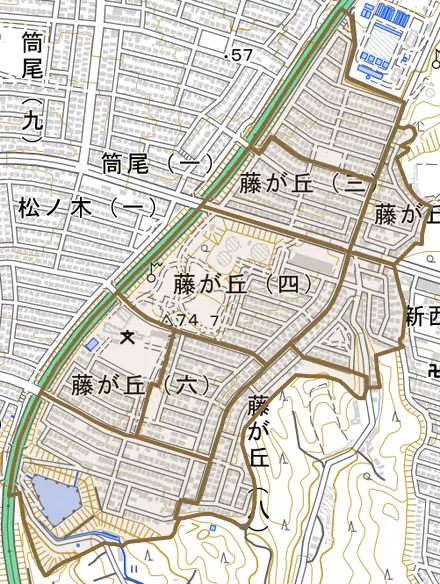 藤が丘とその周辺の地図。町の範囲を重ねている