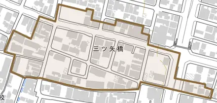 三ツ矢橋とその周辺の地図。町の範囲を重ねている