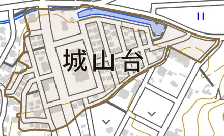 城山台とその周辺の地図。町の範囲を重ねている