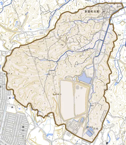多度町力尾とその周辺の地図。町の範囲を重ねている