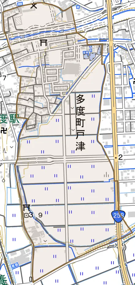 多度町戸津とその周辺の地図。町の範囲を重ねている