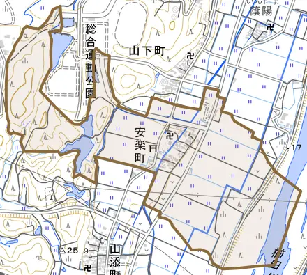 安楽町とその周辺の地図。町の範囲を重ねている