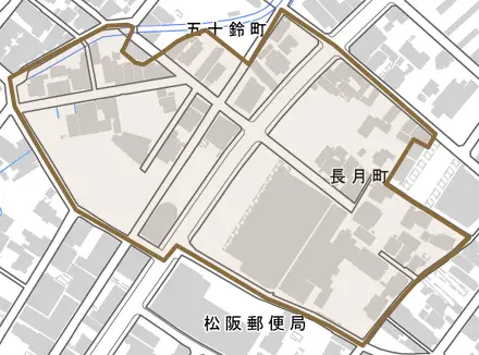 長月町とその周辺の地図。町の範囲を重ねている