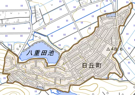 日丘町とその周辺の地図。町の範囲を重ねている