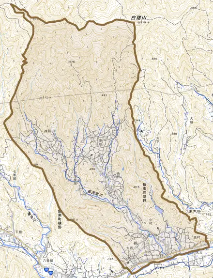 飯南町深野とその周辺の地図。町の範囲を重ねている