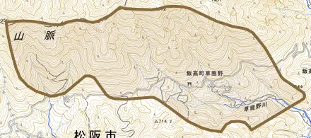 飯高町草鹿野とその周辺の地図。町の範囲を重ねている