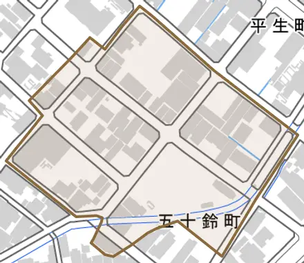 五十鈴町とその周辺の地図。町の範囲を重ねている