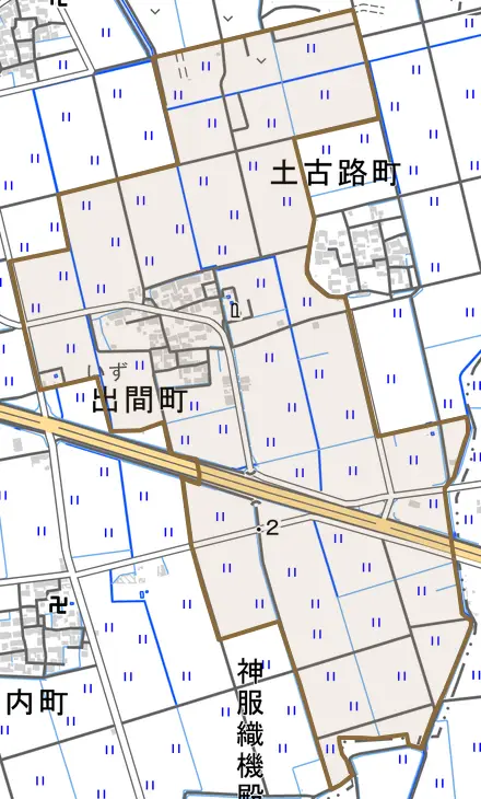 出間町とその周辺の地図。町の範囲を重ねている
