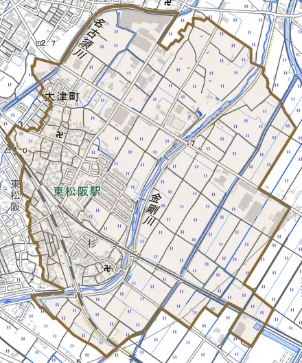 大津町とその周辺の地図。町の範囲を重ねている