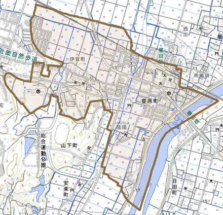 豊原町とその周辺の地図。町の範囲を重ねている