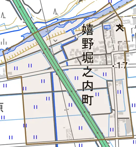 嬉野堀之内町とその周辺の地図。町の範囲を重ねている