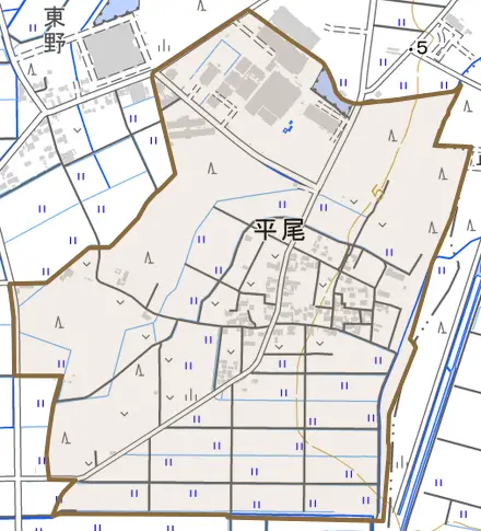 大字平尾とその周辺の地図。町の範囲を重ねている