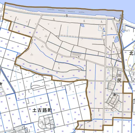 大字川尻とその周辺の地図。町の範囲を重ねている