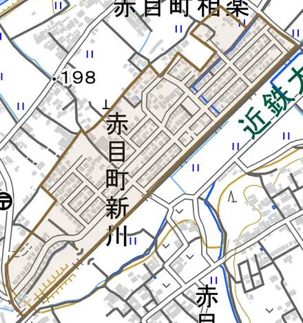 赤目町新川とその周辺の地図。町の範囲を重ねている