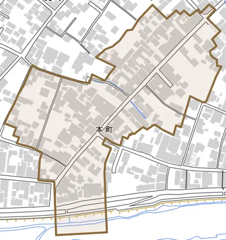 本町とその周辺の地図。町の範囲を重ねている