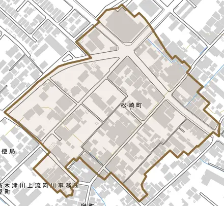 松崎町とその周辺の地図。町の範囲を重ねている
