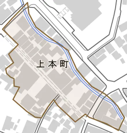 上本町とその周辺の地図。町の範囲を重ねている