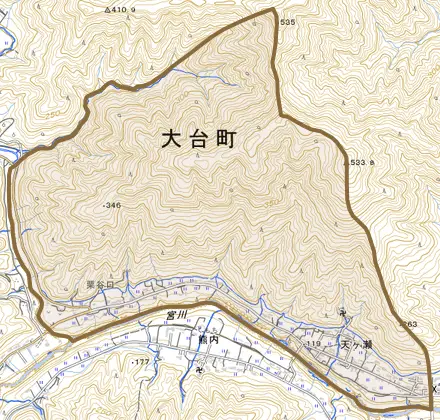 天ケ瀬とその周辺の地図。町の範囲を重ねている