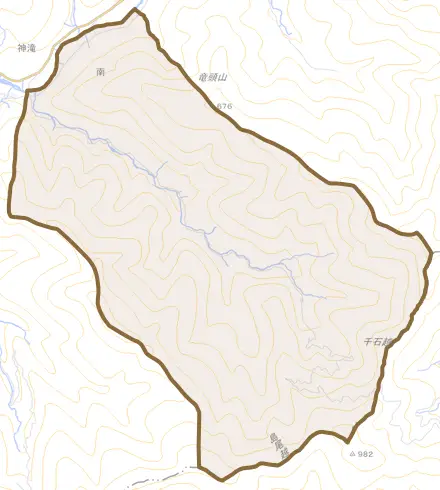 南とその周辺の地図。町の範囲を重ねている