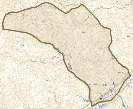 小滝とその周辺の地図。町の範囲を重ねている
