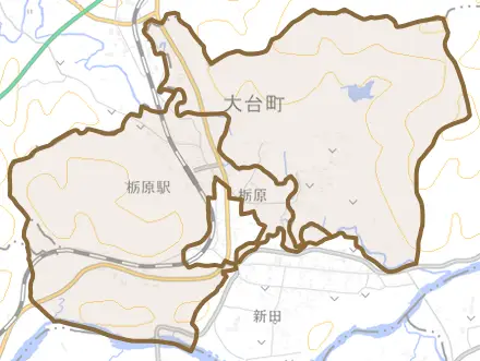栃原とその周辺の地図。町の範囲を重ねている