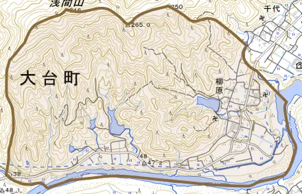 柳原とその周辺の地図。町の範囲を重ねている