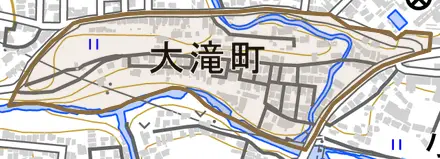 大滝町とその周辺の地図。町の範囲を重ねている