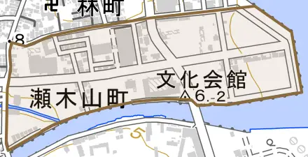 瀬木山町とその周辺の地図。町の範囲を重ねている