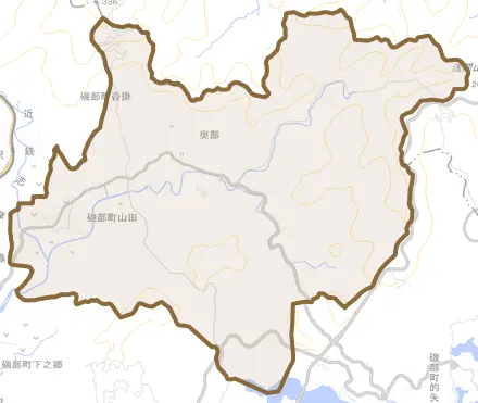 磯部町山田とその周辺の地図。町の範囲を重ねている