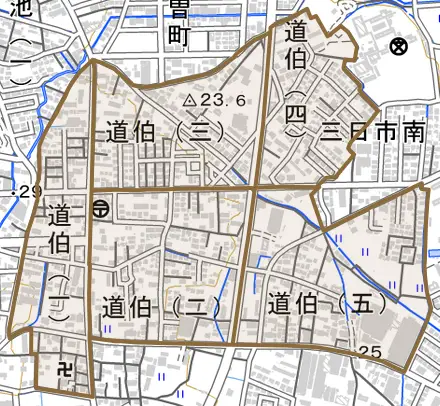 道伯とその周辺の地図。町の範囲を重ねている