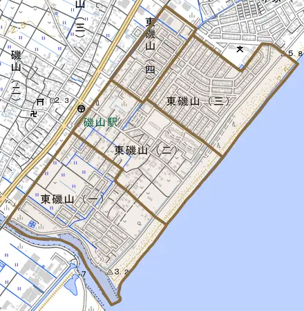 東磯山とその周辺の地図。町の範囲を重ねている