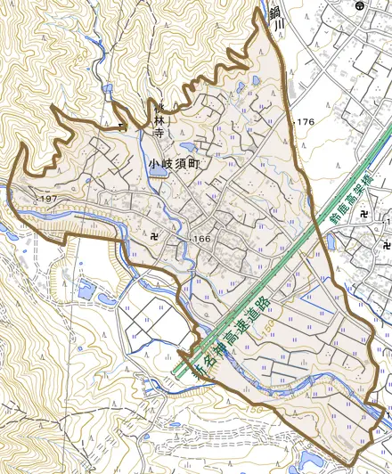 小岐須町とその周辺の地図。町の範囲を重ねている