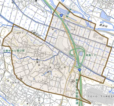 大字長深とその周辺の地図。町の範囲を重ねている