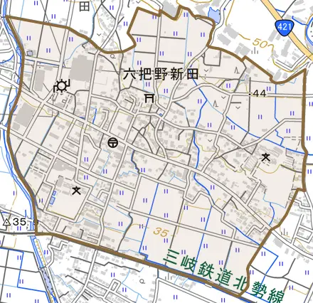 大字六把野新田とその周辺の地図。町の範囲を重ねている