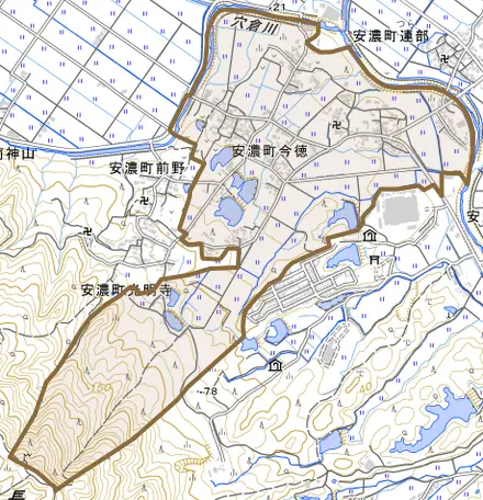 安濃町今徳とその周辺の地図。町の範囲を重ねている