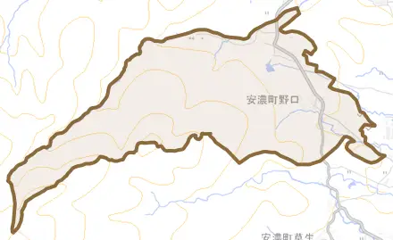 安濃町野口とその周辺の地図。町の範囲を重ねている