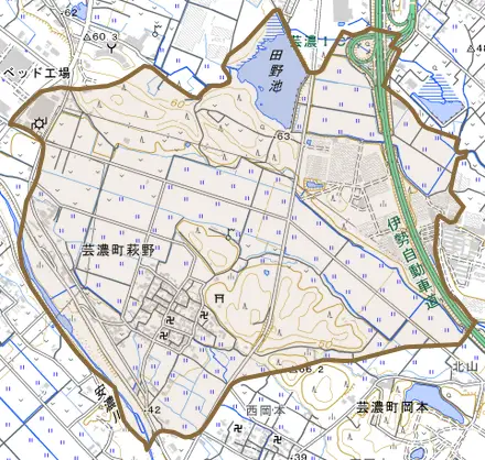 芸濃町萩野とその周辺の地図。町の範囲を重ねている