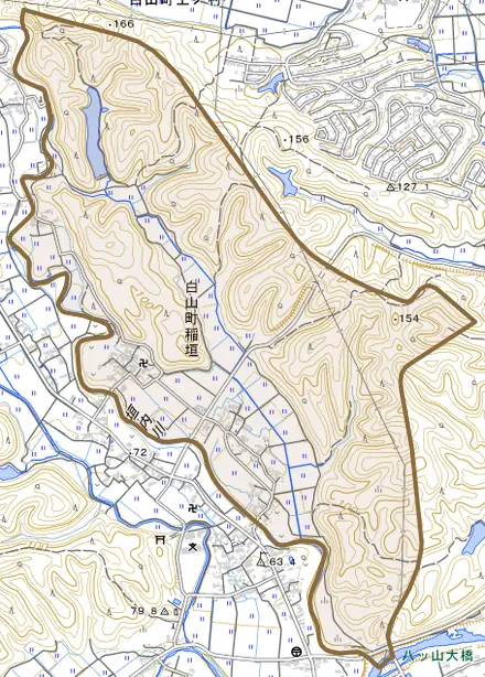 白山町稲垣とその周辺の地図。町の範囲を重ねている