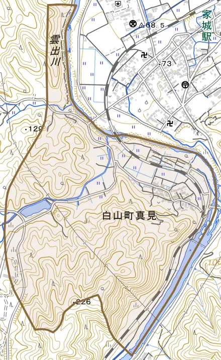 白山町真見とその周辺の地図。町の範囲を重ねている