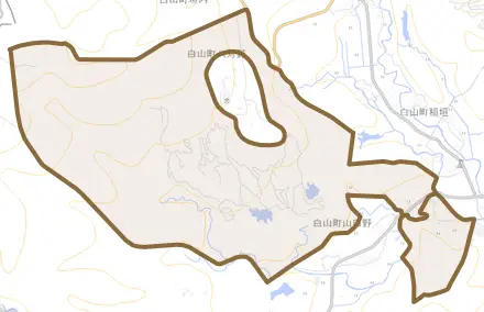 白山町山田野とその周辺の地図。町の範囲を重ねている
