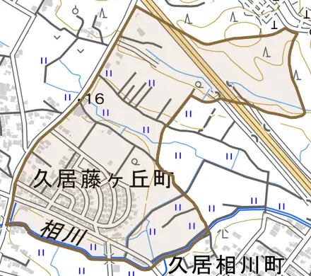 久居藤ヶ丘町とその周辺の地図。町の範囲を重ねている