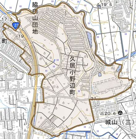 久居小野辺町とその周辺の地図。町の範囲を重ねている