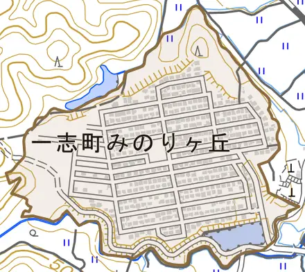 一志町みのりヶ丘とその周辺の地図。町の範囲を重ねている