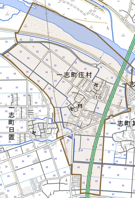 一志町庄村とその周辺の地図。町の範囲を重ねている