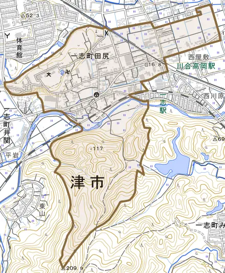 一志町田尻とその周辺の地図。町の範囲を重ねている