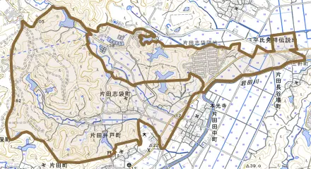 片田志袋町とその周辺の地図。町の範囲を重ねている