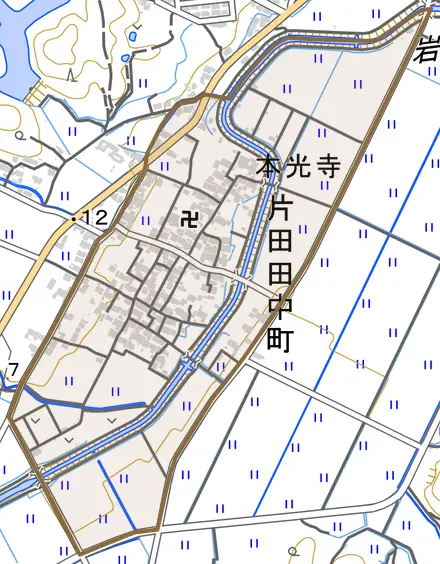 片田田中町とその周辺の地図。町の範囲を重ねている