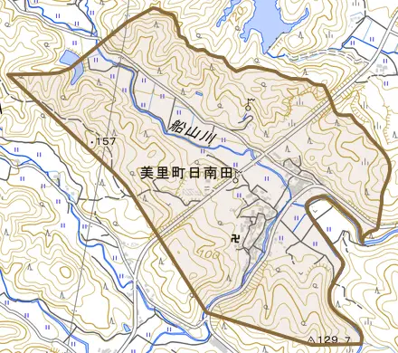 美里町日南田とその周辺の地図。町の範囲を重ねている